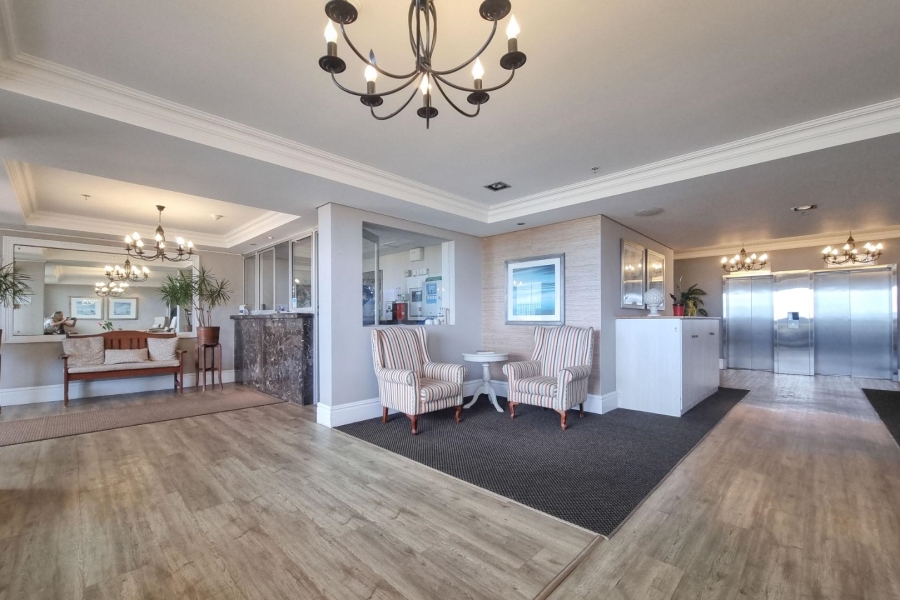 1 Bedroom Property for Sale in Three Anchor Bay Western Cape